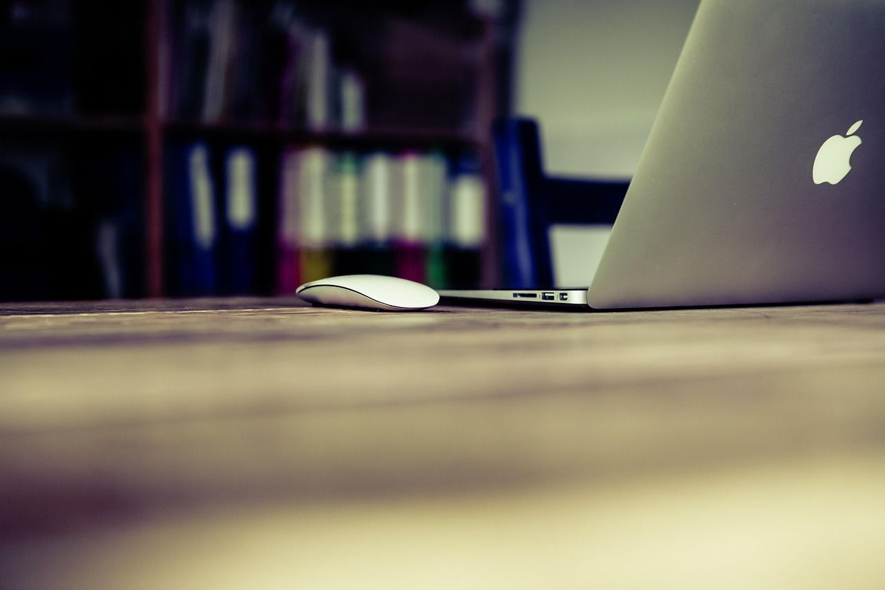 entdecken sie alles rund ums home-office: tipps für produktives arbeiten von zu hause, ergonomische einrichtungsideen und ratgeber für die perfekte work-life-balance.